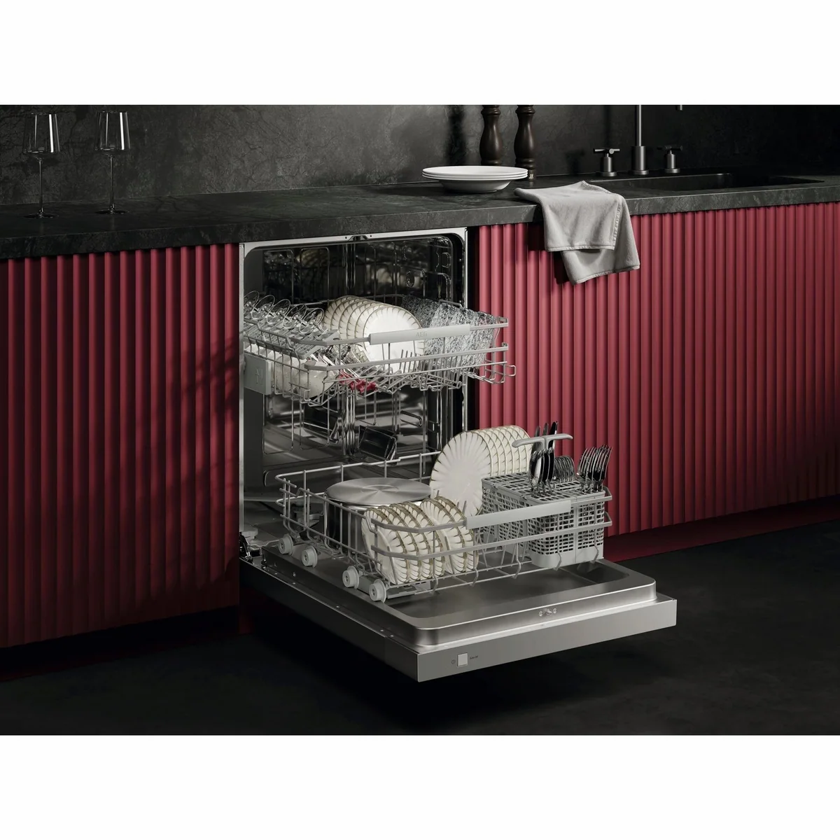 AEG 7000 GU7200A1SCM Unterbaugeschirrspüler, App-Steuerung, flexible Körbe 2