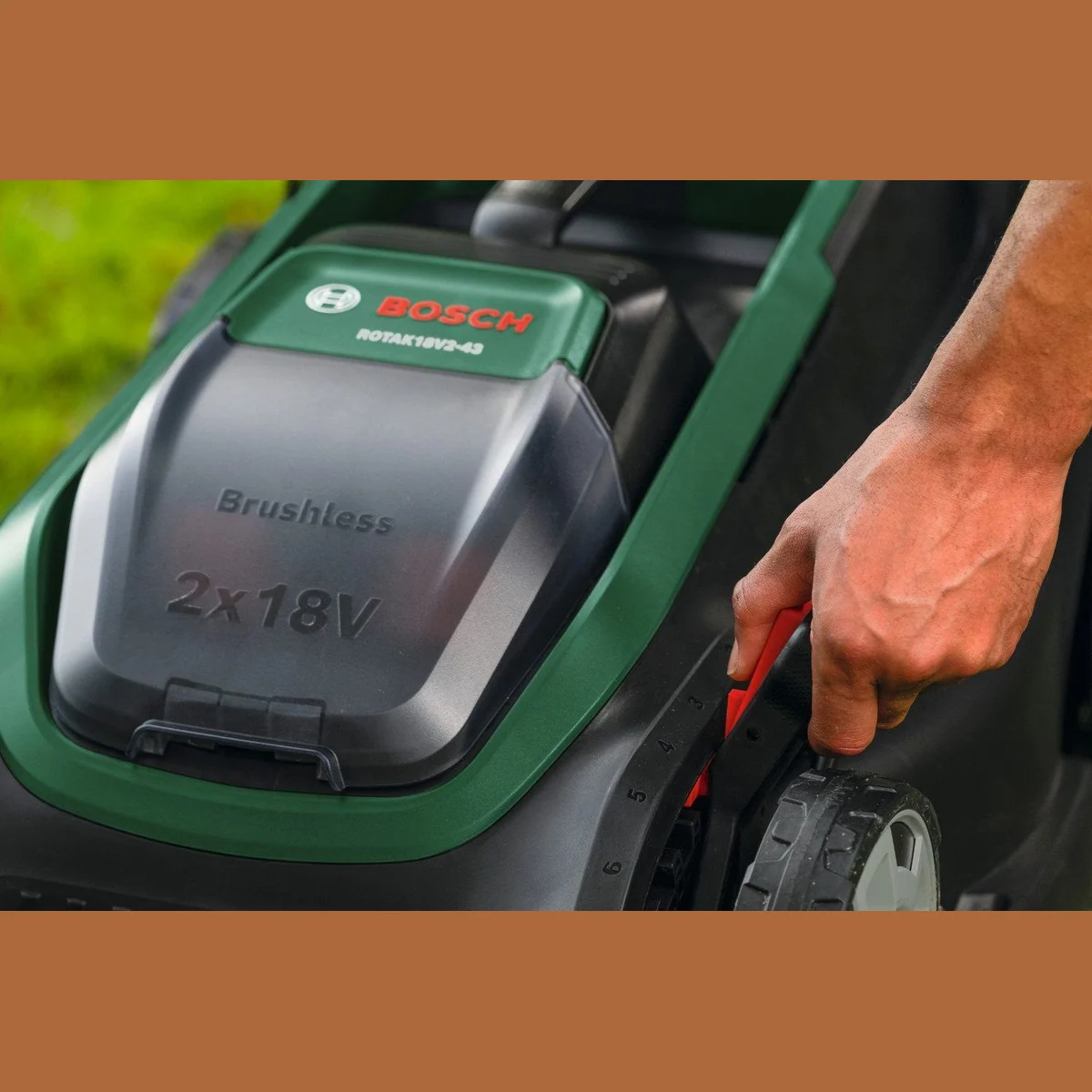 Bosch Akkurasenmäher ROTAK18V-43, 43 cm Schnittbreite, 3-in-1-Funktion 4