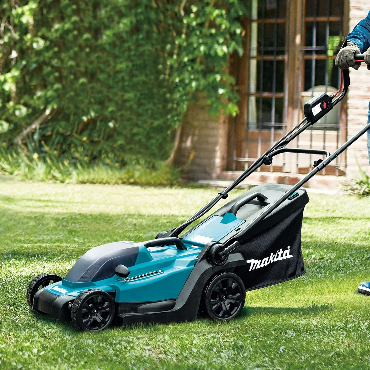 Makita DLM330RM Akkurasenmäher, 33 cm Schnittbreite, inkl. Akku und Ladegerät 2
