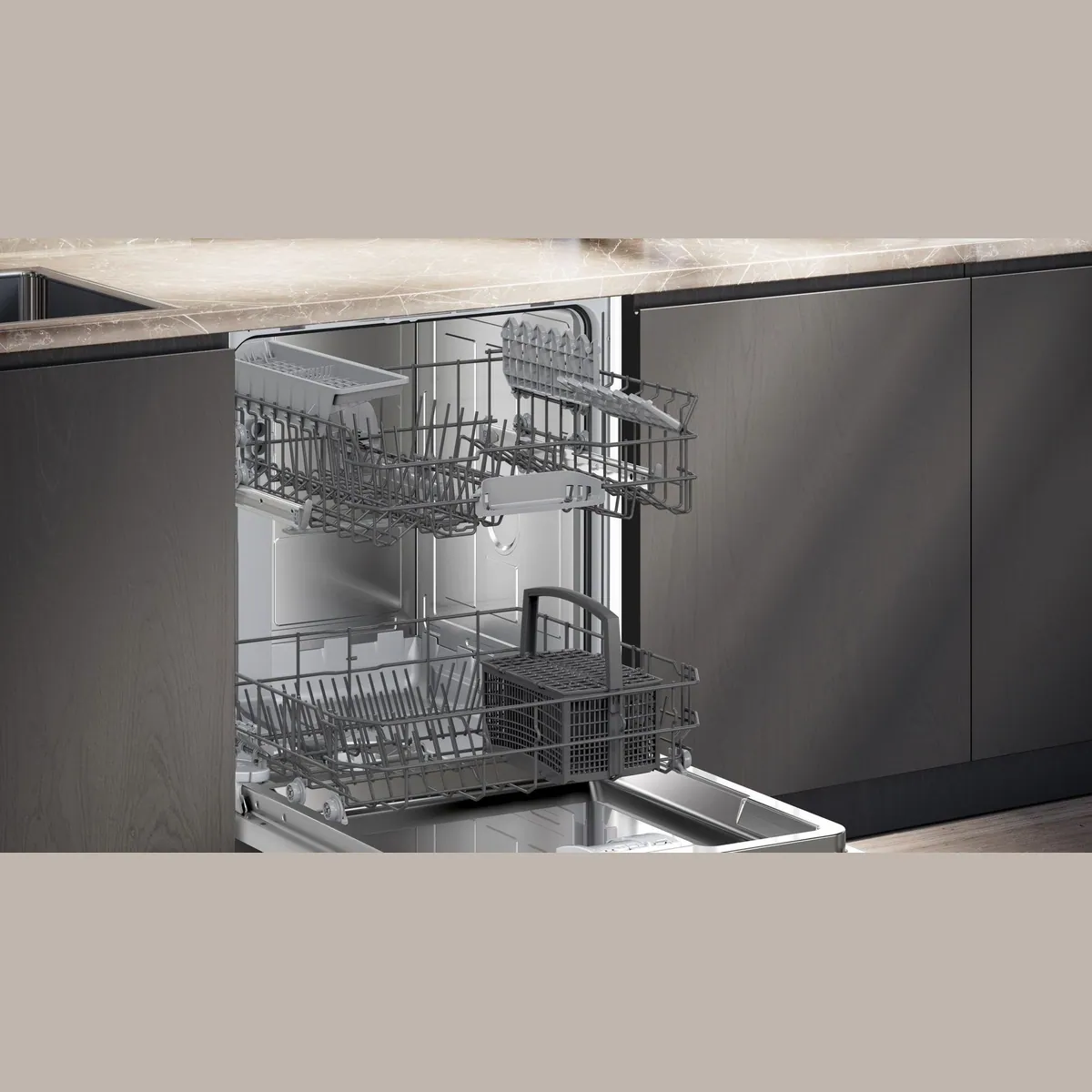 Siemens iQ300 SN43ES10TE Unterbaugeschirrspüler, 13 Maßgedecke, flexible Beladung 3