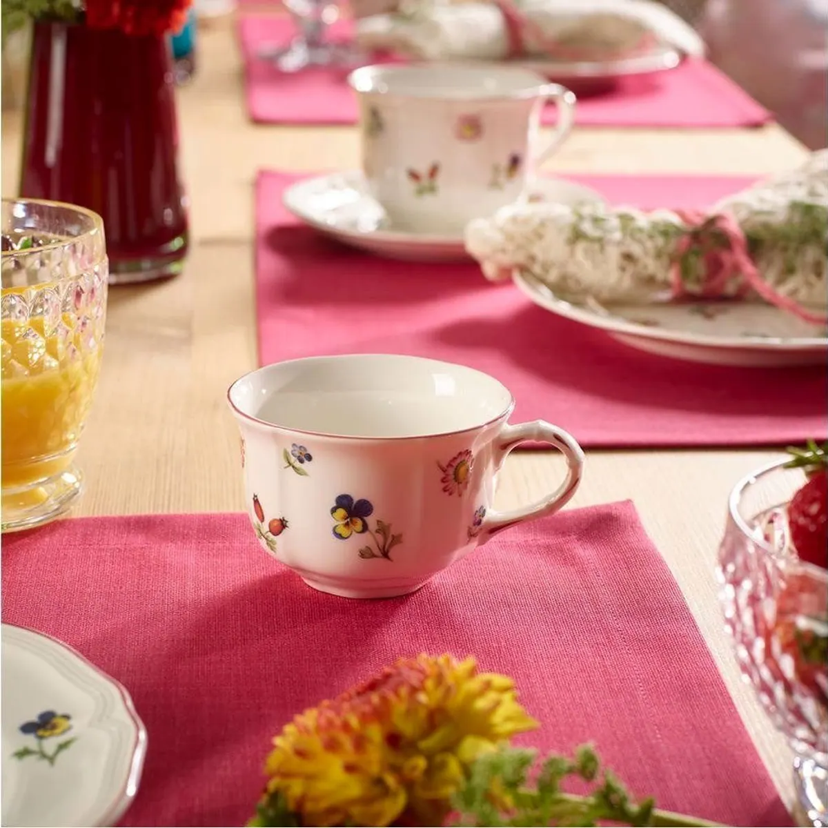 Villeroy & Boch Petite Fleur Teeservice, elegantes Design, spülmaschinenfest 3