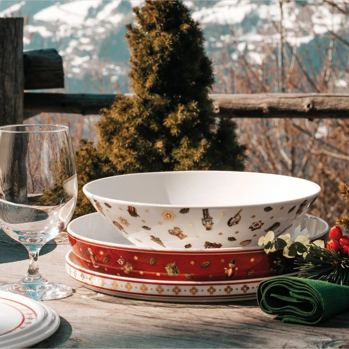 Villeroy & Boch Geschirr-Set Toy's Delight La Boule, nostalgisches Design, spülmaschinenfest, für 2 Personen 5