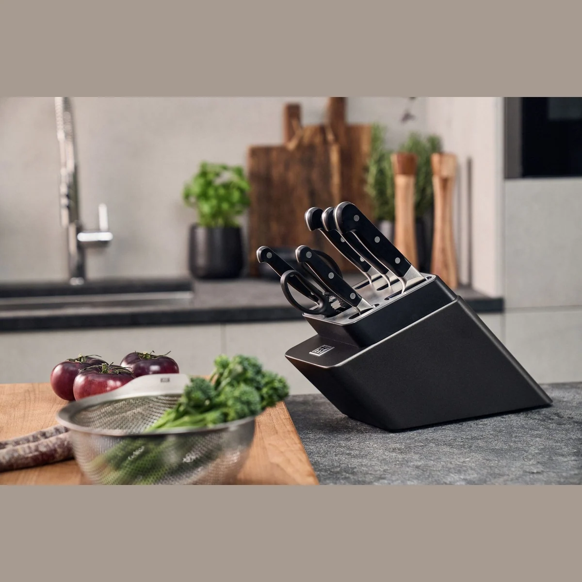 Zwilling Pro Messerblock, selbstschärfend, 7-teilig, Made in Germany 2